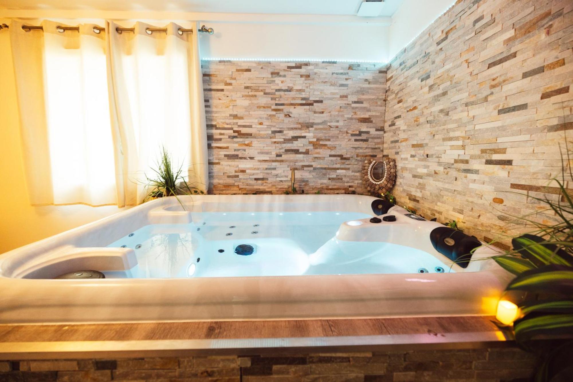 Suite And Spa La Perla Bianca Grabels Exterior photo