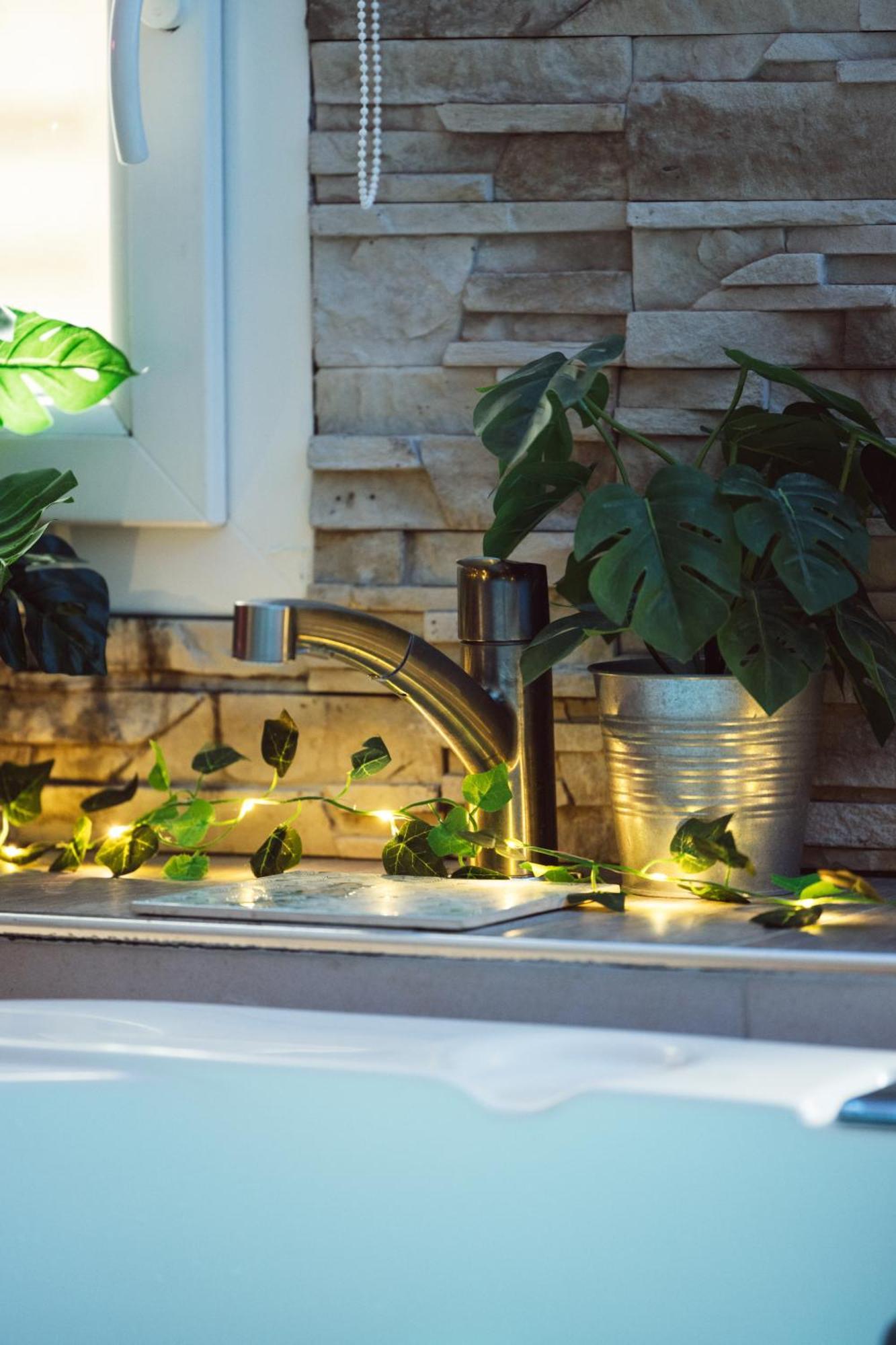 Suite And Spa La Perla Bianca Grabels Exterior photo